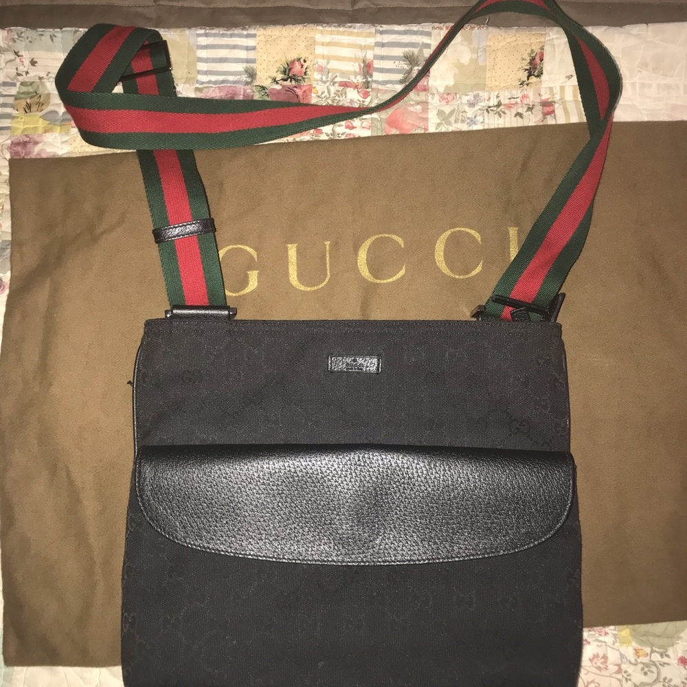 Gucci crossbody/ Shoulder Bag
